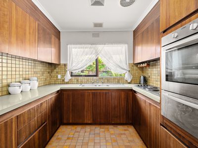 6 / 16 Brenbeal Street, Balwyn