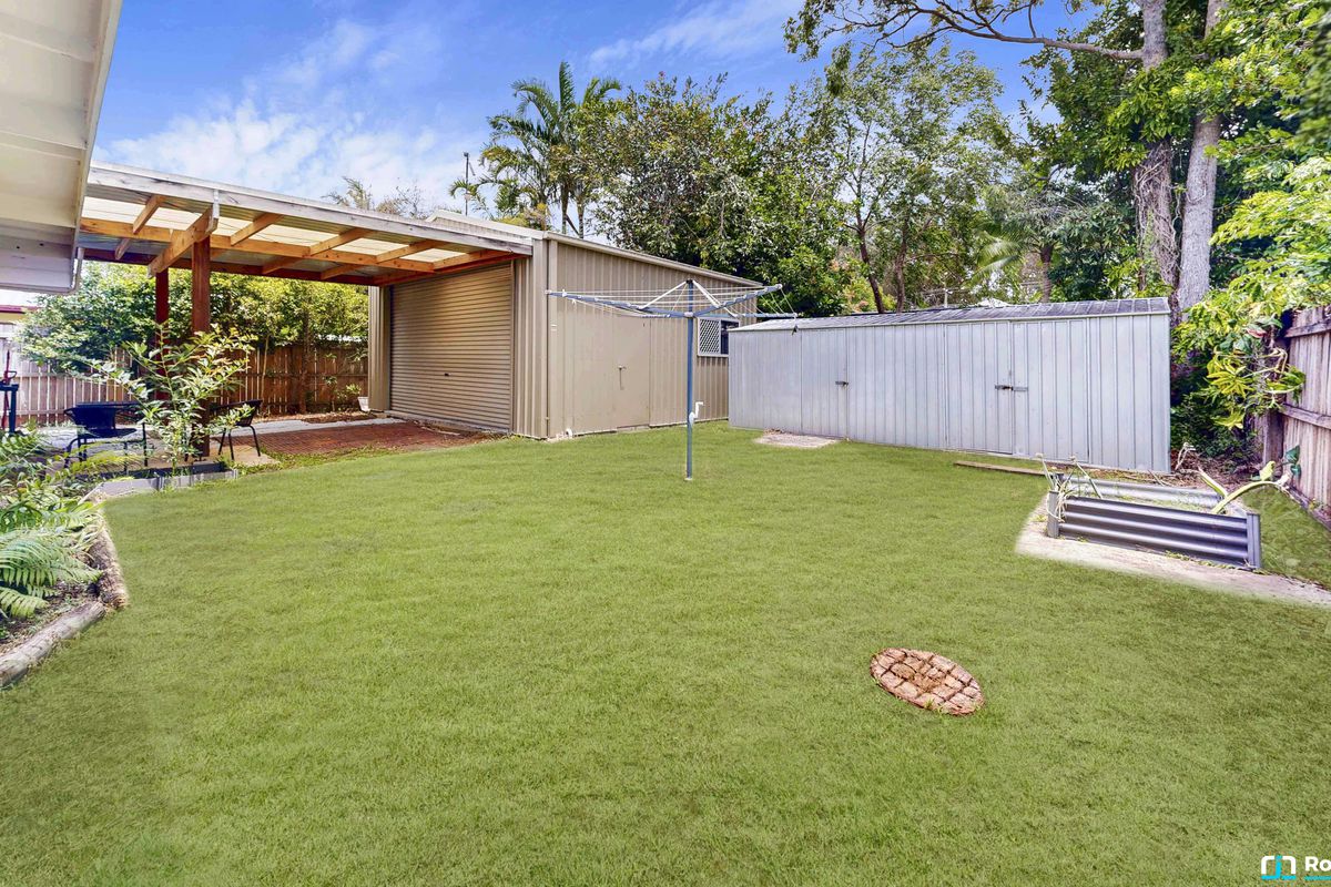 22 Pines Avenue, Cooroibah