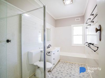 320 High Street, Kangaroo Flat