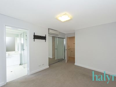 2 / 32 Cowle Street, West Perth
