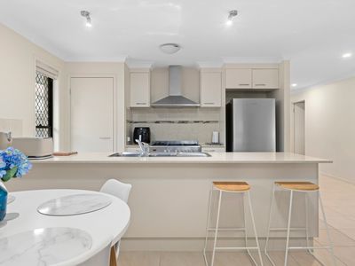 24 Worchester Crescent, Wakerley