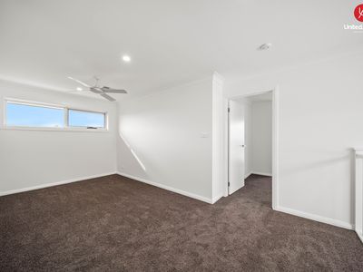 39 Whitrod Avenue, Oran Park