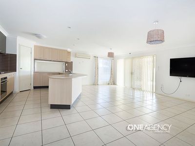 9 Elmwood Circuit, Springfield Lakes
