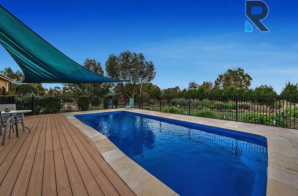 36 The Ridge, Oaklands Junction