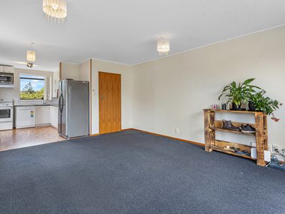 2 / 180 Buchanans Road, Hei Hei