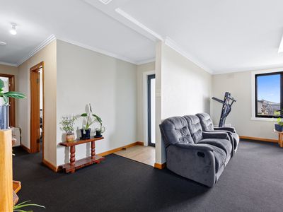 16 Daphne Street, Wynyard