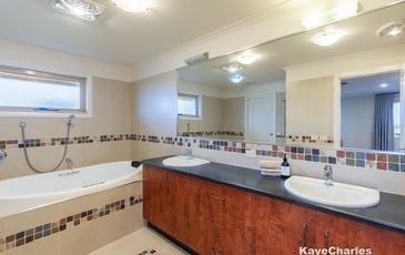 9 Royal Crescent, Beaconsfield