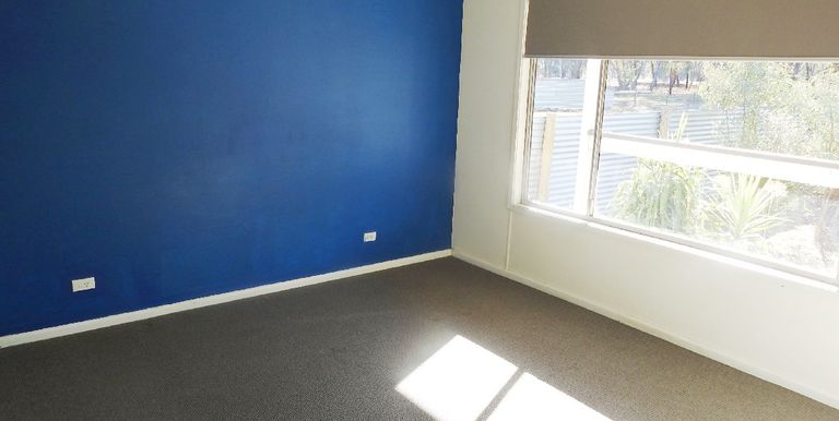29 Ashwin Street , Violet Town