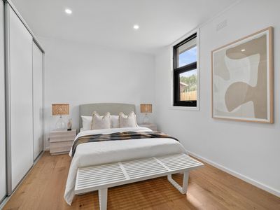 2 The Close, Mount Waverley