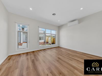 6 Gowna Lane, Pakenham