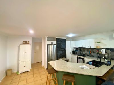 25 Wattle Crescent, Raceview