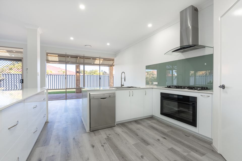 42 Achiever Avenue, Port Kennedy