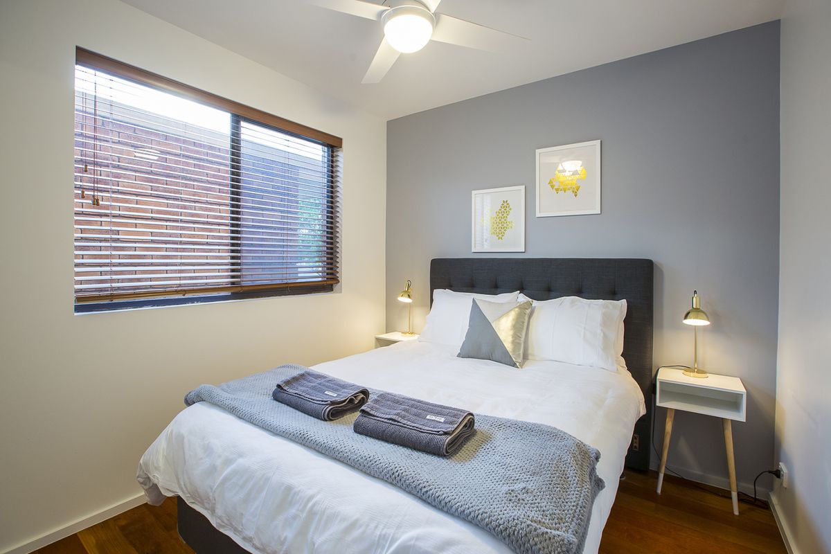 2 / 3 BARBET PLACE, Burleigh Waters