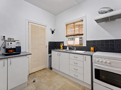 142 Great South Road, Remuera