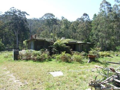 L44 /  50, 72 The Snake Track, Kiah, Kiah