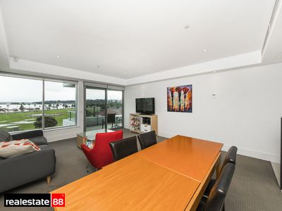 303 / 108 Terrace Road, East Perth