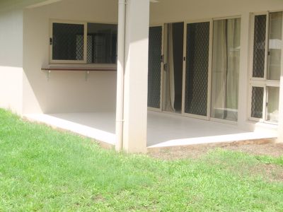2 Timberlea Drive East, Bentley Park