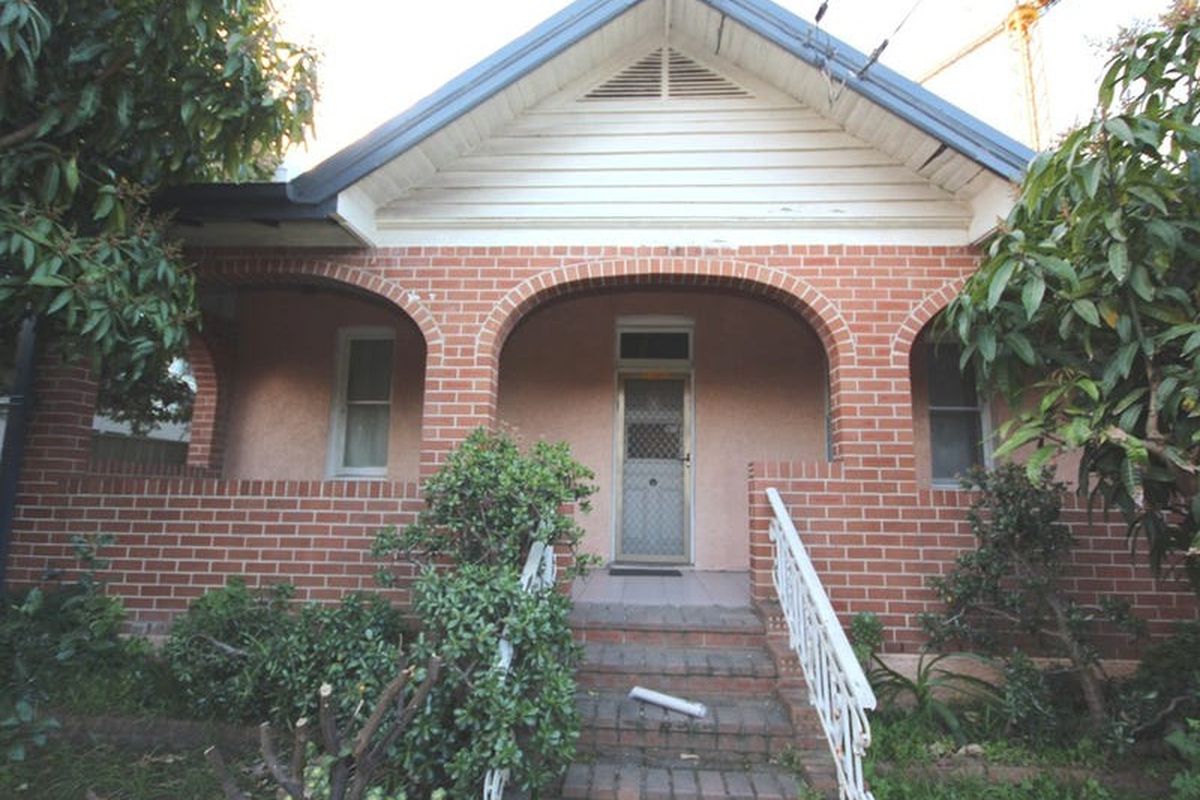 27 Short Street, Homebush