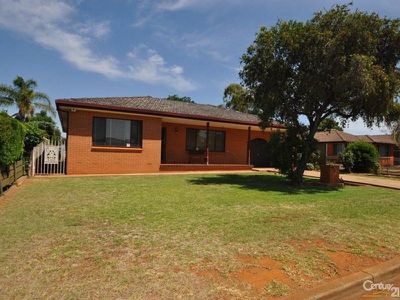 39 Oxley Circle, Dubbo