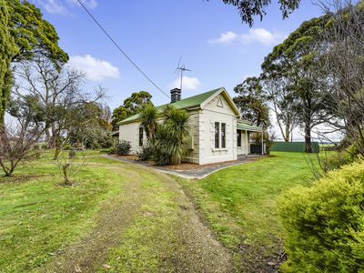 209 Glencoe West Road, Glencoe