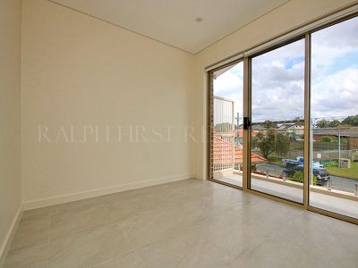 12A Bunt Avenue, Greenacre