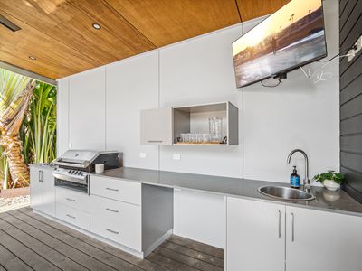 5 Birkdale Court, Marrara
