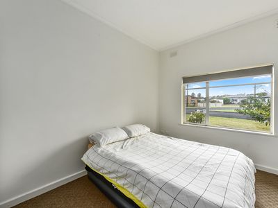 6 McRostie Street, Millicent