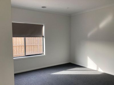 3 Queensbridge Avenue, Tarneit