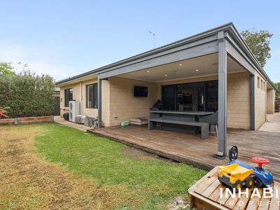 6 Fairmile Street, Bushmead