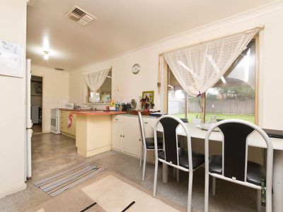 35 Lindsay Place, Dubbo