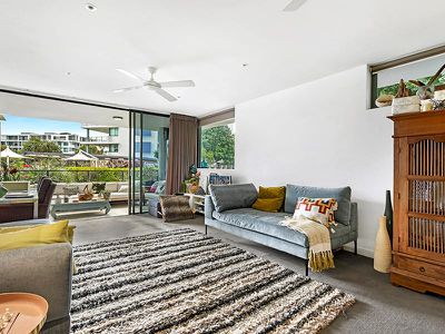 3106 / 323 Bayview Street, Hollywell