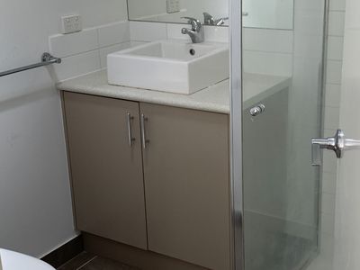 2 / 7 Bilbao Way, Point Cook