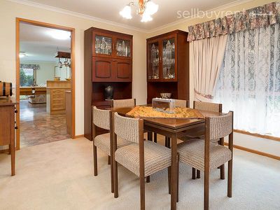 6 CLIFFORD COURT, Wodonga