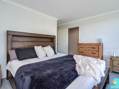 10 Paddle Way, Yanchep