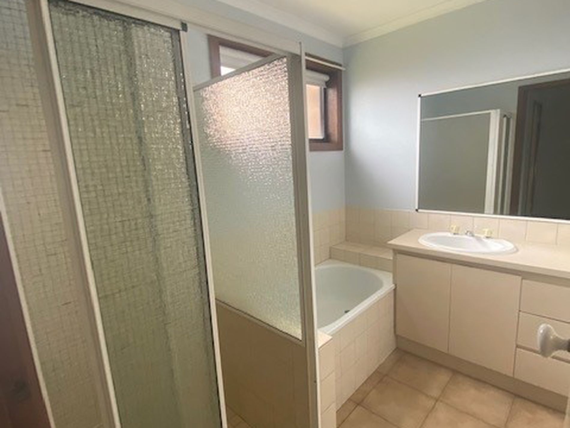 4 / 26-28 Balmoral Street South, Altona Meadows