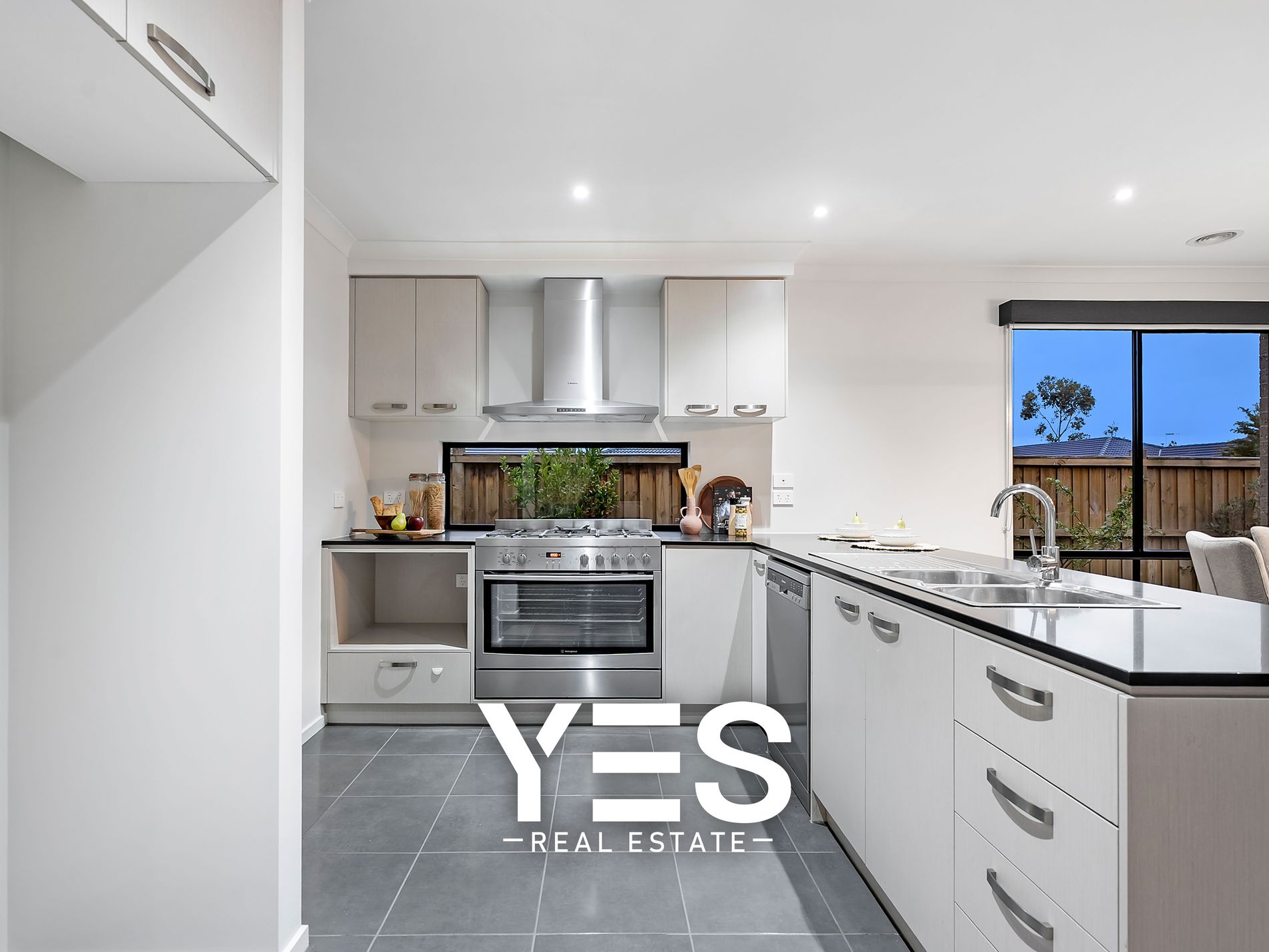 3 Curved Trunk Road, Officer