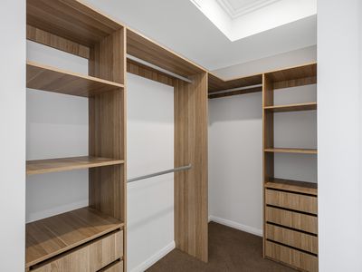 13 Monument Drive, Castle Hill