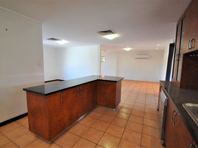 27 Koolyoo Street, Newman