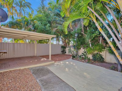 1/2 Callistemon Court, Arundel