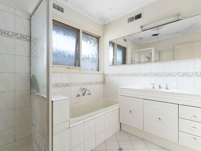 51 Armstrongs Road, Seaford