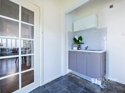 2 Hutchins Avenue, Dubbo