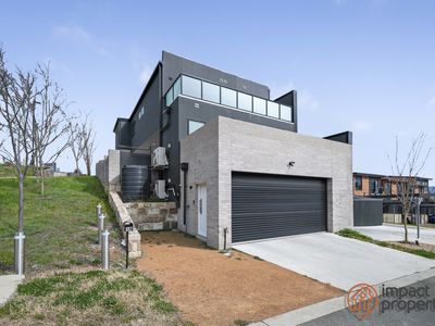18 Redpath Terrace, Whitlam