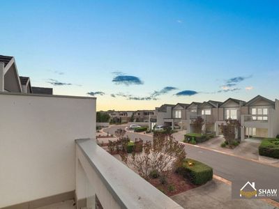 34/9 Greg Norman Drive, Sanctuary Lakes