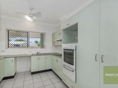 4 La Trobe Close, Douglas