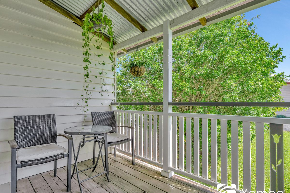 18-20 Clyde Street, Maclean