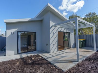 9A & 9B Eddie Barron Drive, Midland