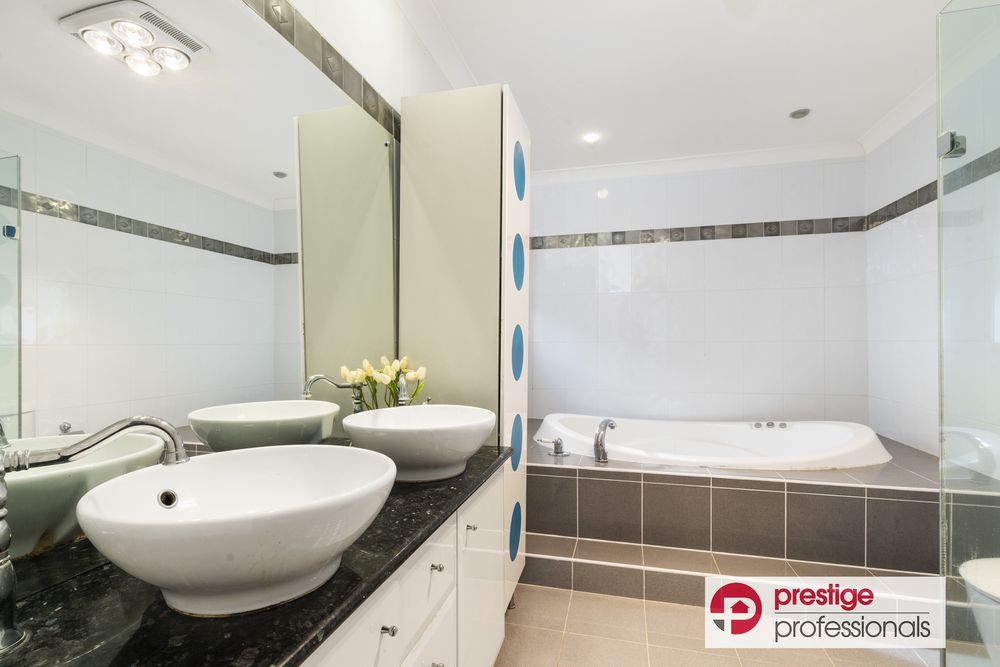 25 Woodlake Court, Wattle Grove