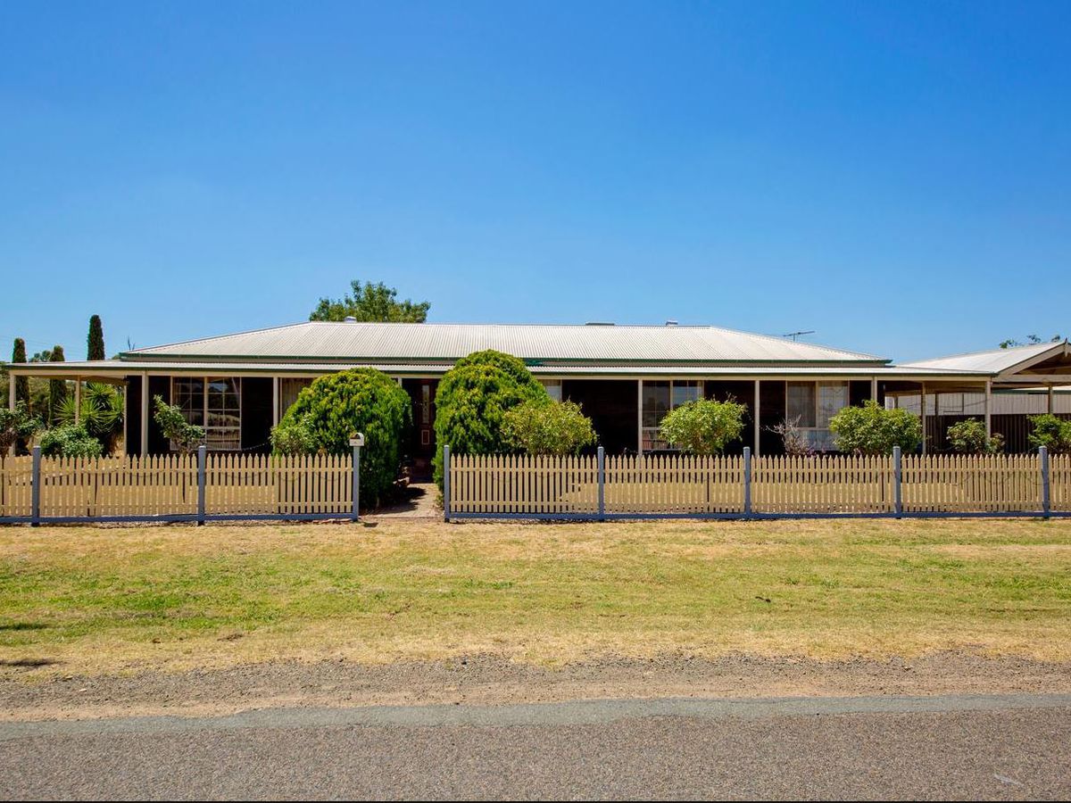 22 Hogans Road, Yarrawonga Extons Real Estate