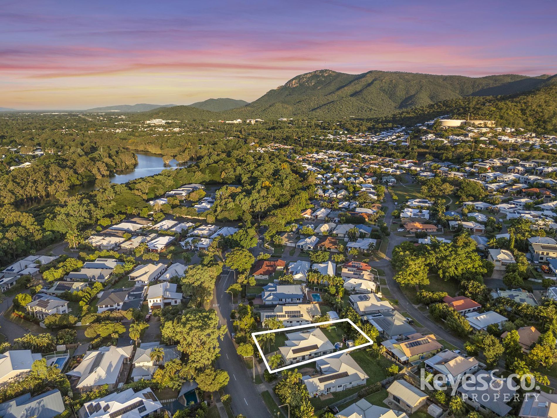 214 Riverside Boulevard, Douglas