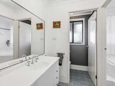 11 Goldenia Close, Morisset